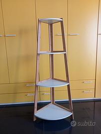 scaffale angolare