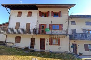 TIPICA CASA IN CORTE A 10 MINUTI DA TOLMEZZO