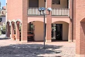 Muri di locale commerciale vergiano