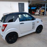 Ligier JS 50 Sport - autovettura con impianto hifi