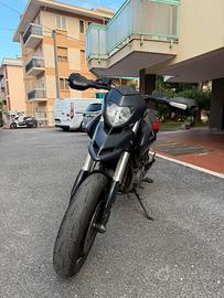 Ducati hypermotard 796 patente A2