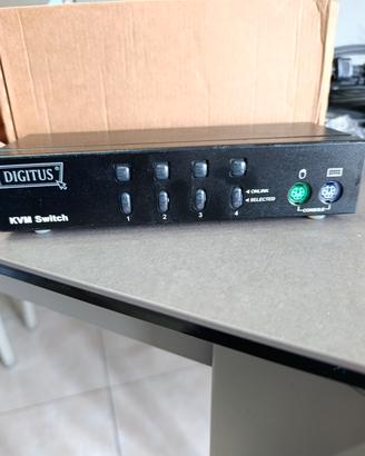 swithc kvm digitus 4 p VGA monitor tastiera mouse 