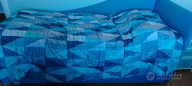 letto con rivestimento in tessuto  e sottoletto