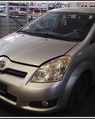 Ricambi Usati TOYOTA Corolla Verso II 2007