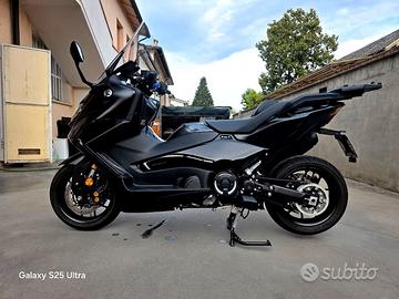 Yamaha TMAX 560 Tech MAX 2023 EURO5+ 35KW