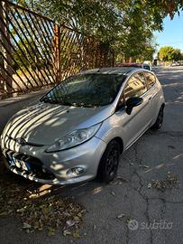 Ford Fiesta 1.4 GPL 2013 – 209473km