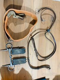 Sella pariani cavallo da salto con accessori