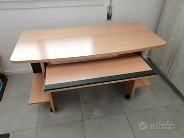 scrivania da pc come nuova 