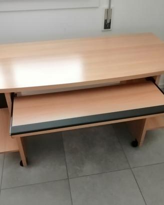 scrivania da pc come nuova 