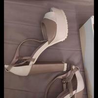 Sandalo con tacco donna n.38