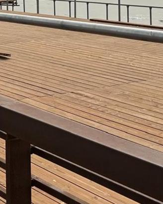 Pedana in legno per lido o giardino