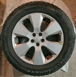 Cerchi Subaru lega 17" con gomme invernali