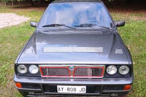 Lancia Delta hf Integrale 8V