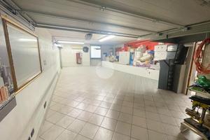 MAGAZZINO A ROMANO DI LOMBARDIA