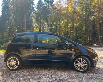 …MITSUBISHI  COLT Z30