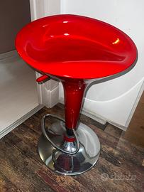 Sgabello moderno regolabile in altezza