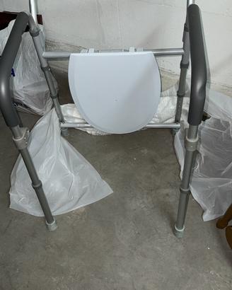 Sedia comoda per toilette