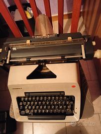 Macchina da scrivere