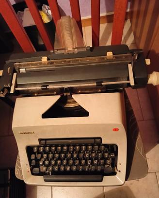 Macchina da scrivere