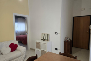 Bilocale centrale ammobiliato