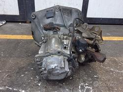 Cambio Alfa Romeo 146 2000 1400cc benzina