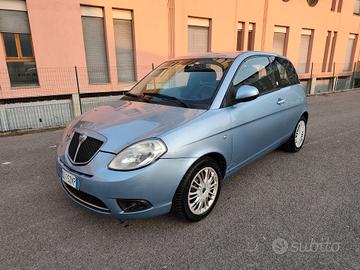 Lancia Ypsilon 1.4 Benz GPL neopatentati
