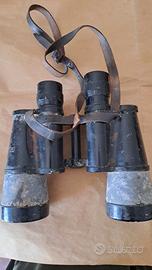 Antico binocolo della WW2