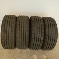 gomme  205/50 r17 v