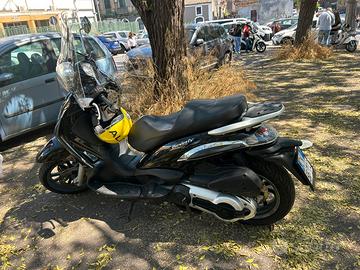 Piaggio Beverly 400 ie Tourer