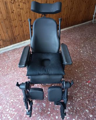 sedia polifunzionale per anziani ortopedica