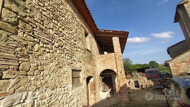 Rustico / Casale di 180 m² con 4 locali a San Gius