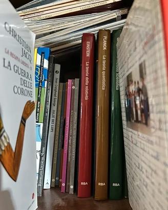 Lotto misto libri musica scienza mitologia