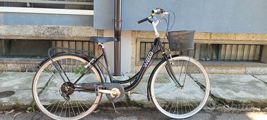 Bicicletta city bike