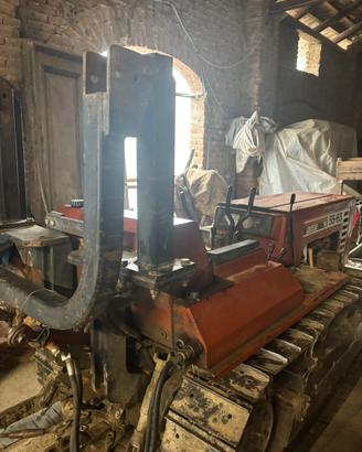 Trattore cingolato FIAT 55-65—5000 ore