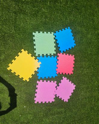 54 Tappeti Puzzle/Quadrottii in schiuma 