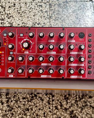 Sintetizzatore Behringer Neutron