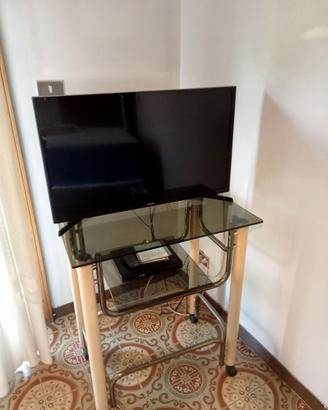 Tv sansung UE32J4000AKXZT come nuova  basso prezzo