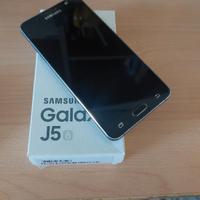 Smartphone Samsung J5