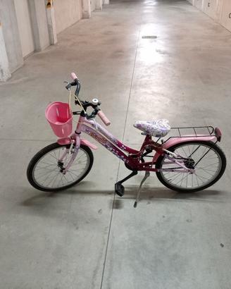 bicicletta da bambina r20. marca casadei