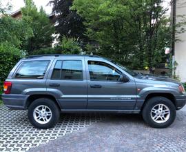 JEEP GRAND CHEROKEE 2.7 CRD QUADRA-TRAC LAREDO