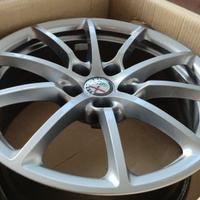 4 CERCHI LEGA ALFAROMEO 17" ORIGINALI CODICE A642