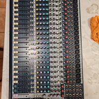 mixer soundcraft MFXi-20 + flightcase