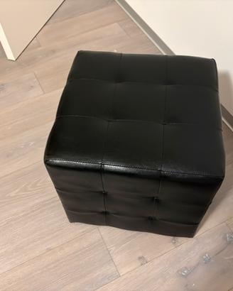 Puff in similpelle nero