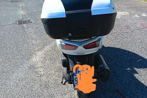 xScooter Honda Forza 300 de luxe