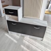 Scarpiera da ingresso con cassetto