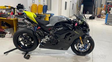 Ducati Panigale V4 pronto pista