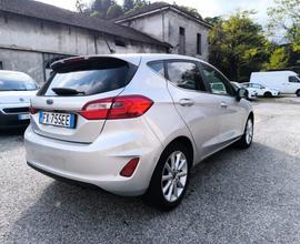 FORD Fiesta 1.5 Titanium FULL OPTIONAL ADATTA A