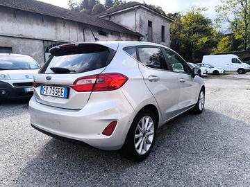 FORD Fiesta 1.5 Titanium FULL OPTIONAL ADATTA A