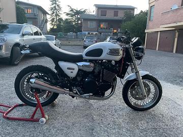 Triumph Legend TT 900 - 2001