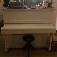 Pianoforte a muro Steinmark